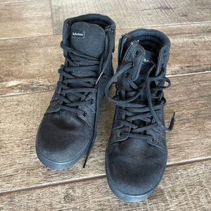 DR MARTENS | ROZARYA WOMEN'S CANVAS CASUAL BOOTS